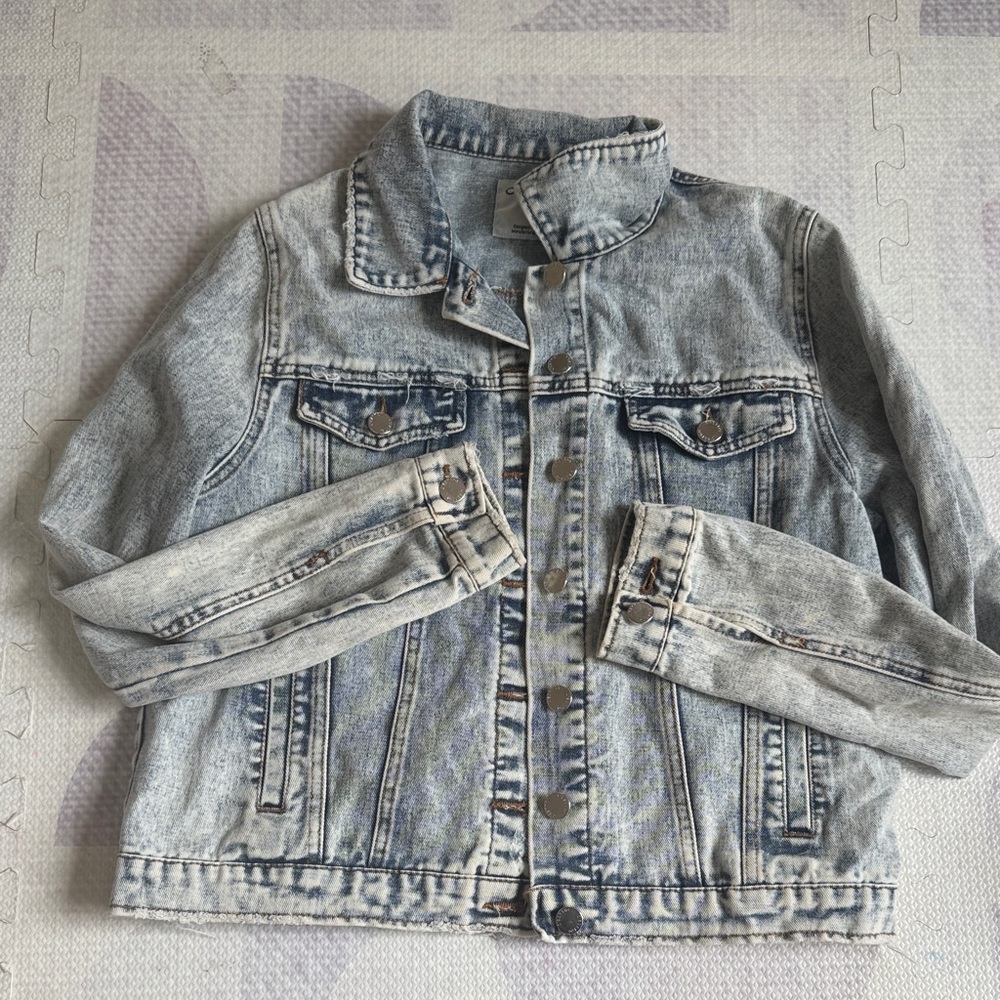Light Wash Denim Jacket - Classic Jean Jacket